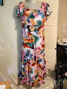 5017 NWOT La Blanca Floral Off the Shoulder Midi Dress Cover Up Size Extra Large